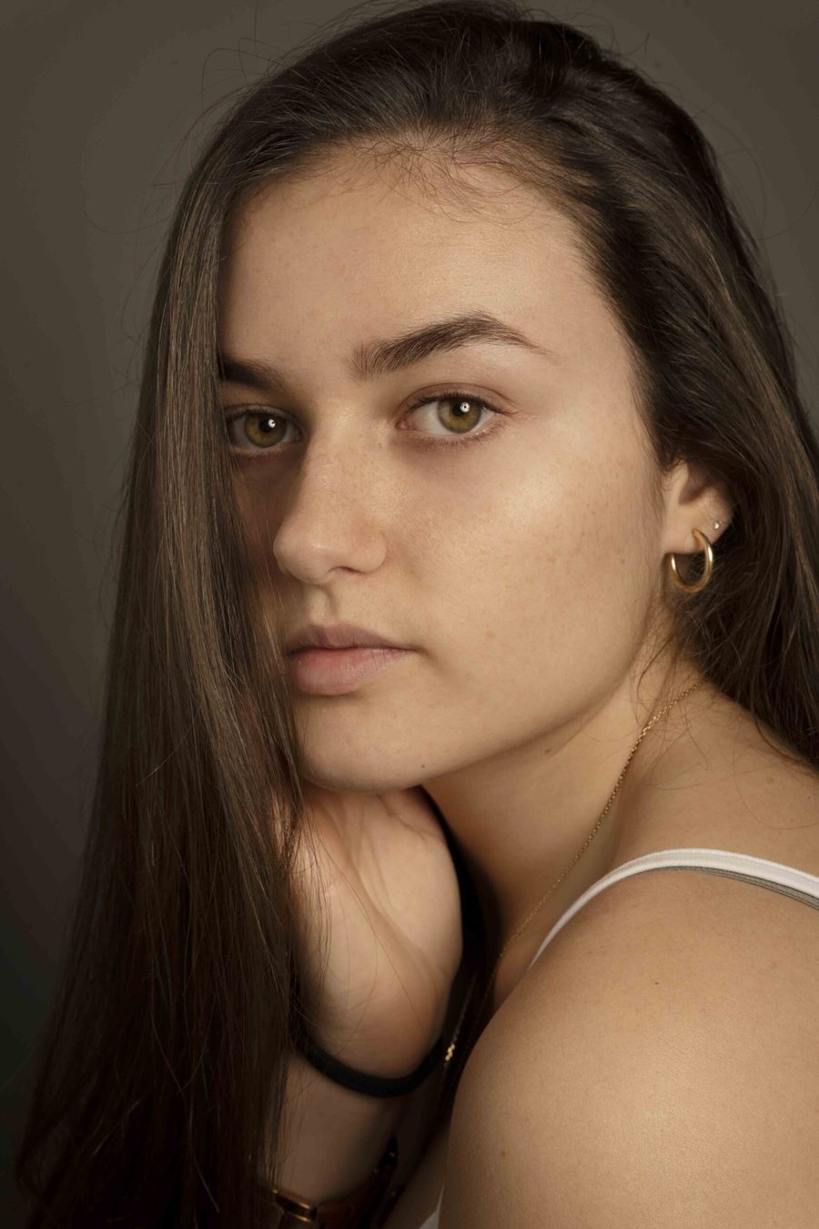 Portrait en jeu de lumière naturelle