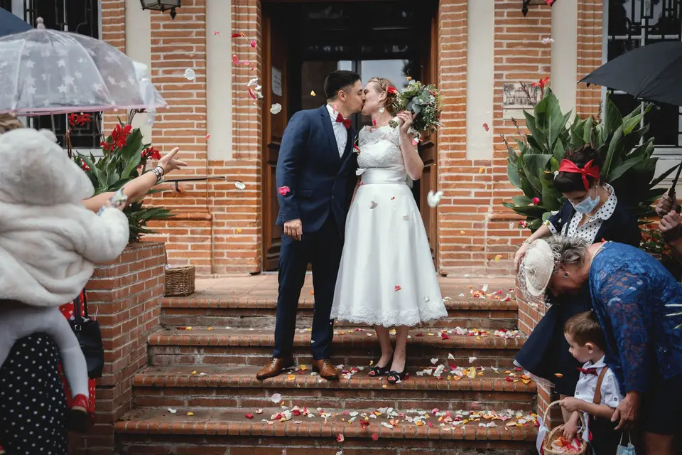 -bob8833_3_215161-166653643676036